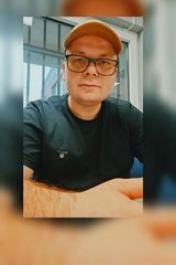 Foto pengguna HenryChinaski