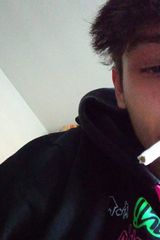Foto pengguna Wiktoreq3