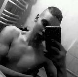 Foto pengguna x69ADRIANEK69x