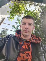 Foto pengguna LewczukN