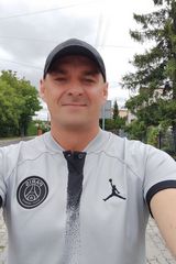 Foto pengguna suzgevv111