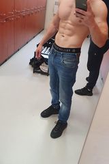 Foto pengguna Dave345