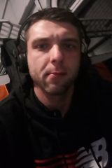 Foto pengguna axwelljs93