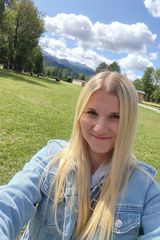 Foto pengguna JusTyyNa95