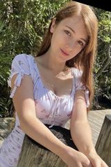 Foto pengguna Alinazgro