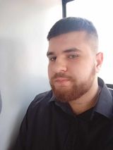 Foto pengguna Adrianqlr