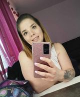 Foto pengguna Paulina2930
