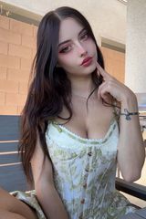 Benutzerfoto Yoliviaangx