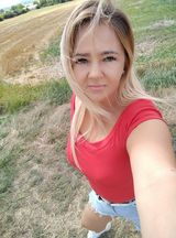 Foto pengguna karolina19909