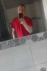 Foto pengguna Olek123098