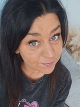 Foto pengguna Paulina8609