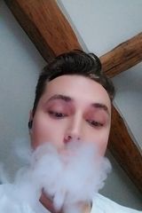 Foto pengguna peterka1212131999