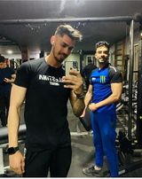 Foto pengguna faresbouraoui033