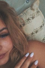 Foto pengguna Dominika3223