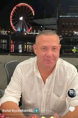 Foto pengguna rafalrychlinski6