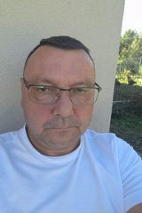 Foto pengguna jerzybratownik903