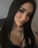 Foto pengguna claudiaaa02