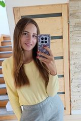 Foto pengguna aania12322