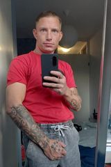 Foto pengguna martggshh