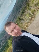 Foto pengguna Lewandy