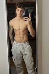 Foto pengguna Albertox