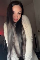Foto pengguna Larlara