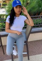 Foto pengguna rhondabrown9321