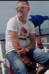 Foto pengguna Marek402025