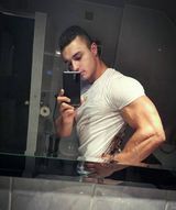 Фотография пользователя adam77542