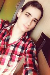 Foto pengguna ewa021996