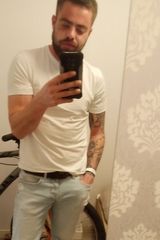 Foto pengguna at24