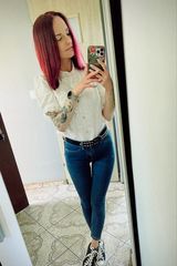 Bernadetka0 Foto pengguna Bernadetka0