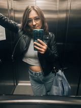 Foto pengguna MonikaK93