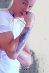 Foto pengguna Adriano38