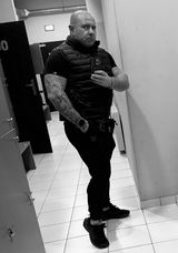 Foto pengguna Sixtynine40