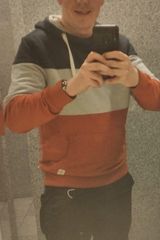 Foto pengguna Tomekoo98