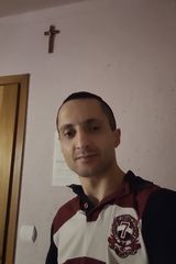 Foto pengguna maly721842368