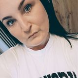 Foto pengguna Nuda1997