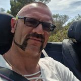 Foto pengguna TelwikasA