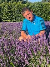 Foto pengguna robertroman1805154