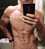 Foto pengguna huczymy96