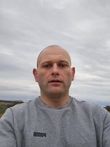 Foto pengguna Hubert061