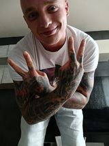 Foto pengguna OnlyMebby