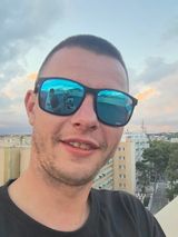 Foto pengguna adekk14