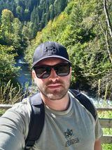 Foto pengguna AromatLawender95