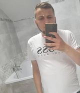 Foto pengguna Luki500