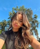 Foto pengguna annakwiat191