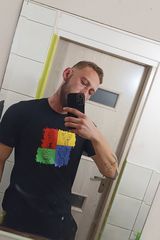 Foto pengguna janara383