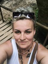 Foto pengguna Dorisq