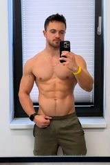 Foto pengguna m91176024